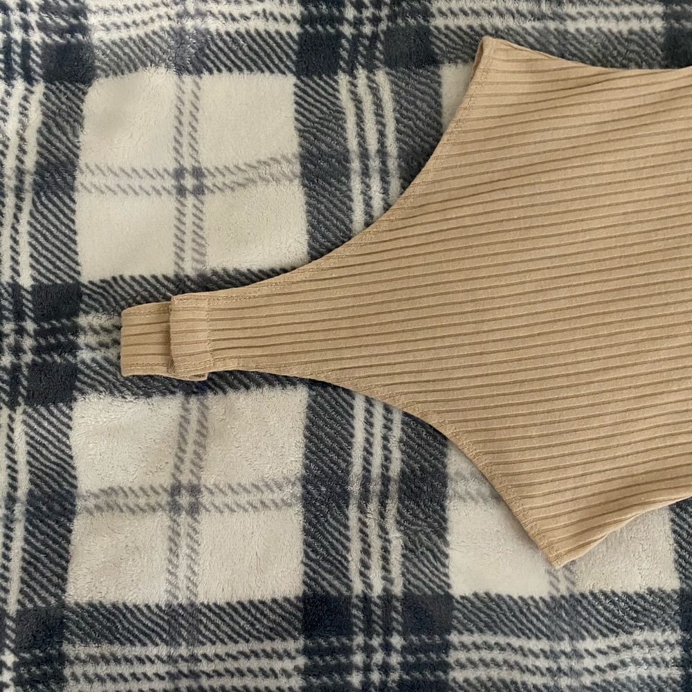 Bodysuit - Picture 2 of 5